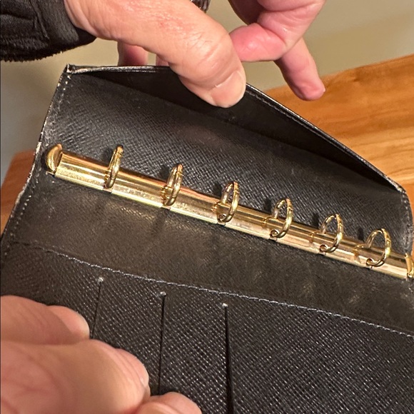 Louis Vuitton Epi Agenda PM Day-planner Cover. - Picture 11 of 14